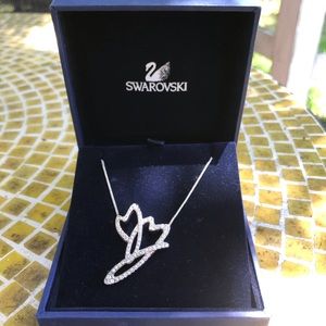 Swarovski necklace with crystals